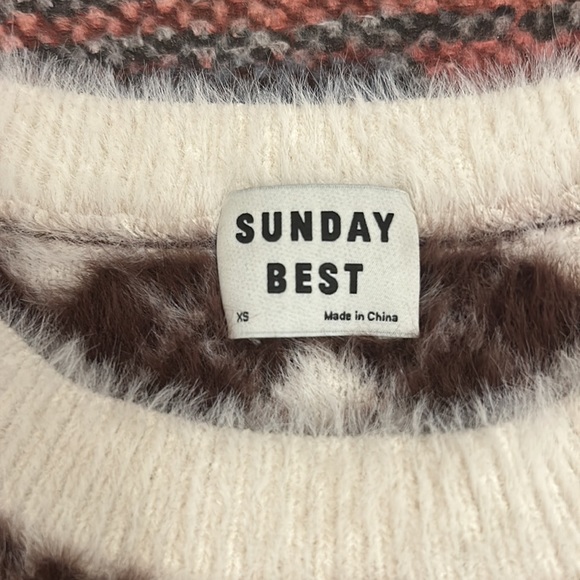 Super cozy Sunday best kitten sweater - Picture 4 of 5